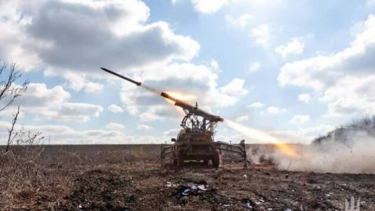 На фронті від початку доби – 56 зіткнень, на шести напрямках точаться бої