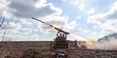 На фронті від початку доби – 56 зіткнень, на шести напрямках точаться бої