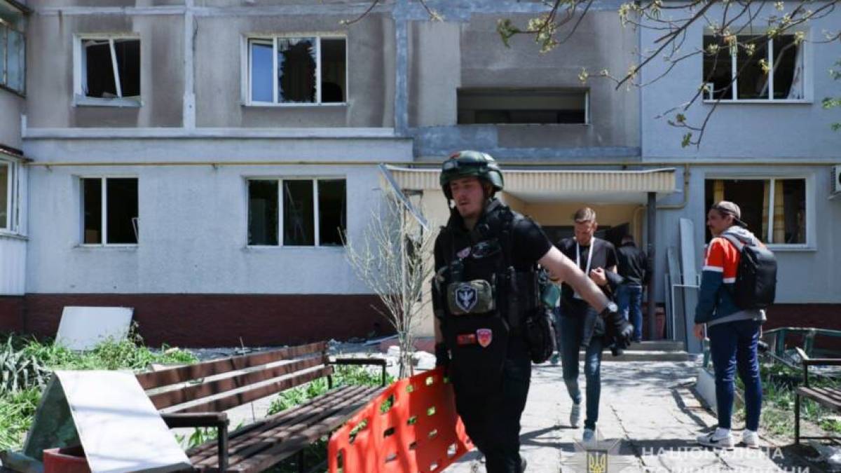 окупанти вдарили двома ФАБ-500 з УМПК по Запоріжжю