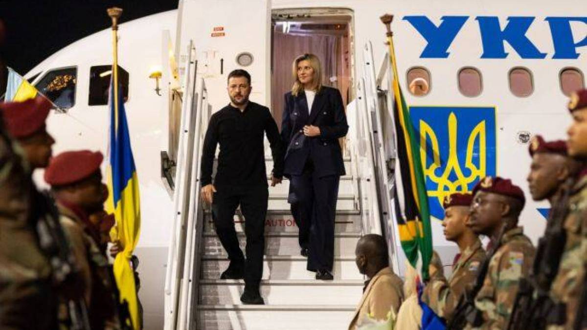 Президент України Зеленський прибув до ПАР