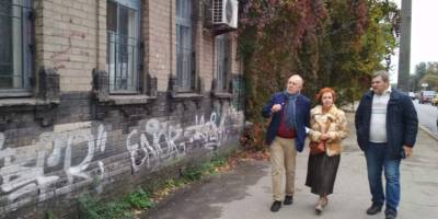 Спогади про подорожі старим містом із сьогоднішнім ювіляром