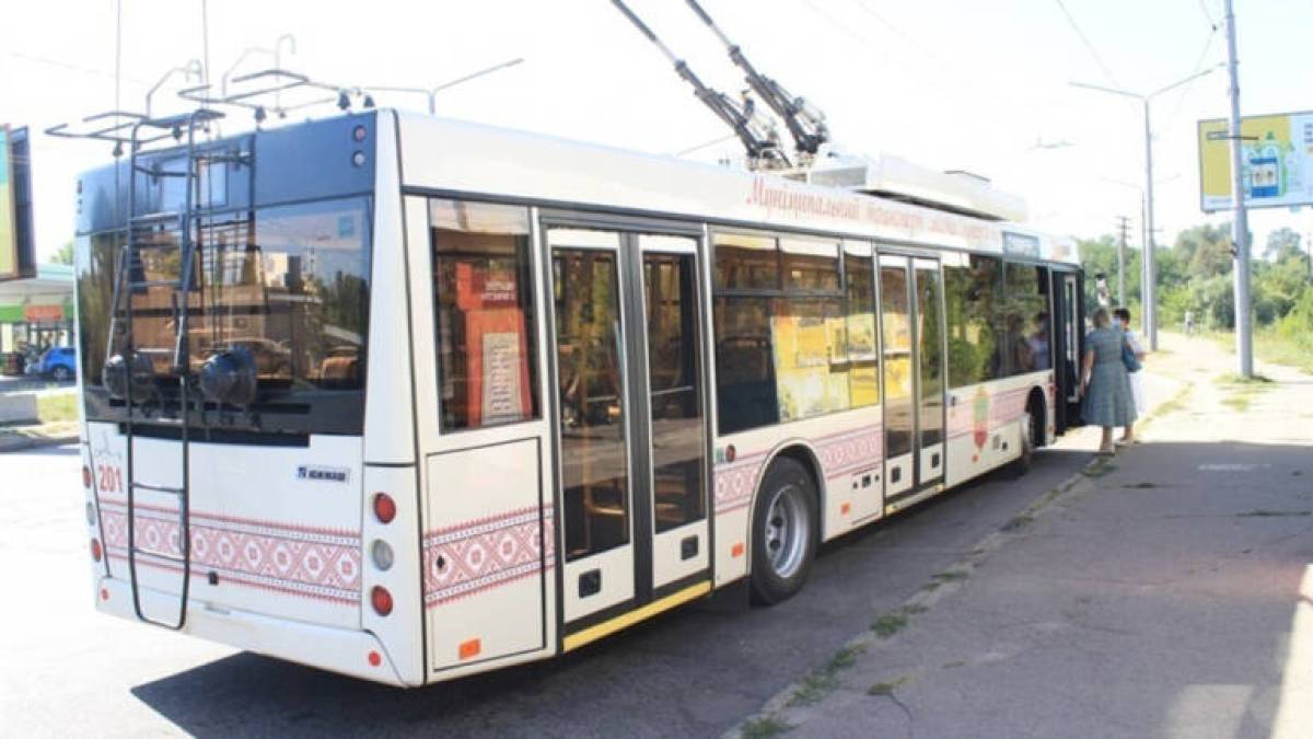 У Запоріжжі 30 квітня відбудуться тимчасові зміни у русі громадського транспорту