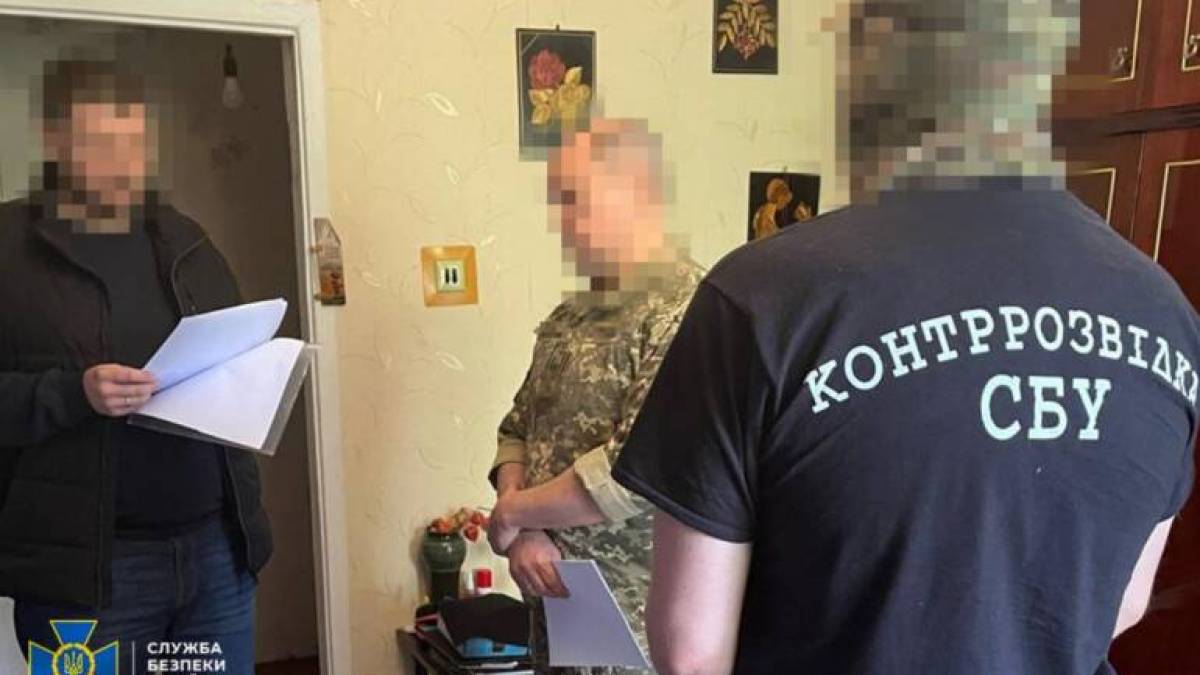 СБУ затримала керівництво оборонного заводу на Дніпропетровщині