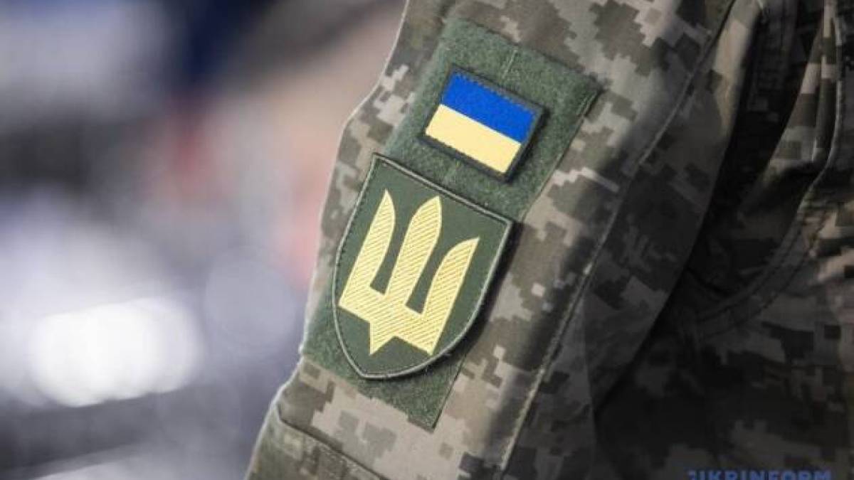 Українцям віком 60+ можуть дозволити йти на контракт у ЗСУ — Законопроєкт