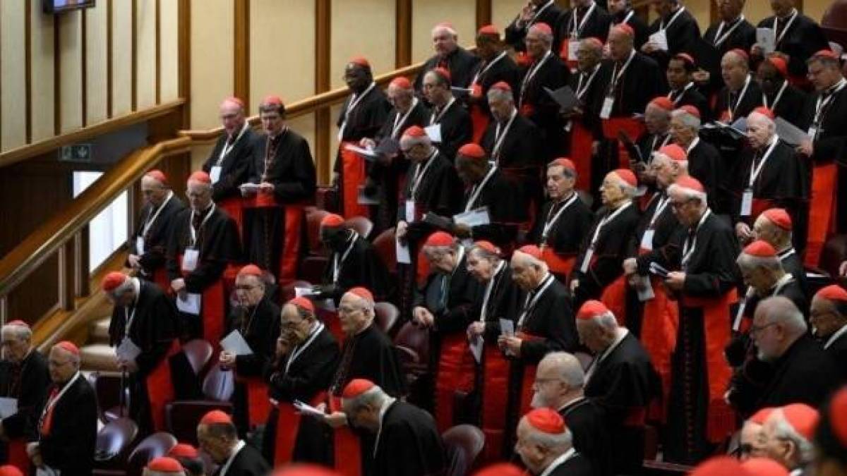 До Рима прибули всі 133 кардинали, які обиратимуть нового Папу (доповнено)