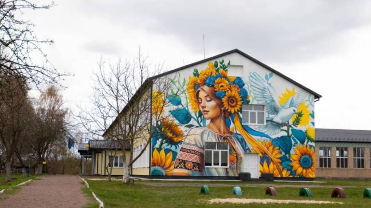 В Україні відновили 66 постраждалих від війни шкіл