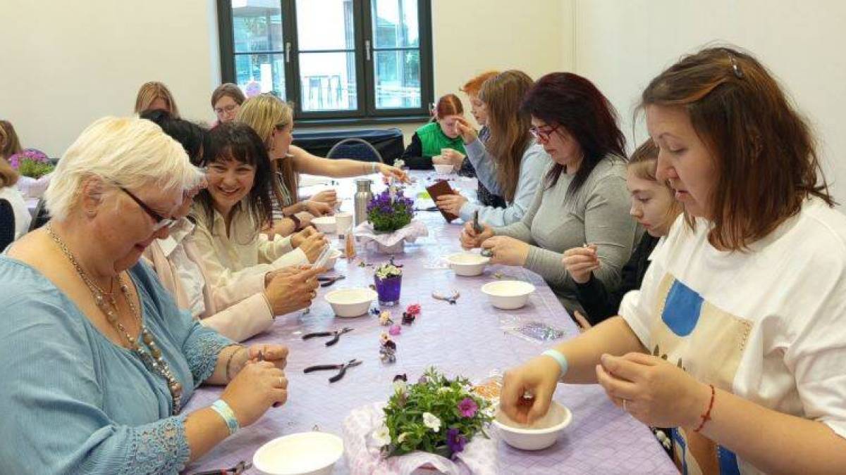 Запоріжанка провела у Дрездені майстер-клас з виготовлення прикрас
