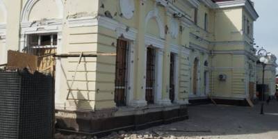 росіяни завдали удару по вокзалу у Херсоні