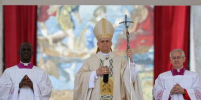 Папа Римський Лев XIV офіційно зійшов на Святий престол