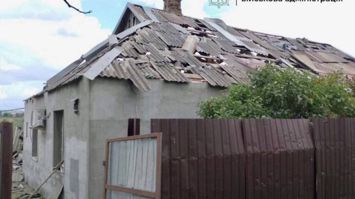 Щонайменше дев’ять керованих авіабомб росіяни скинули на Степногірськ