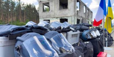 Франція передала техніку й обладнання для українських рятувальників