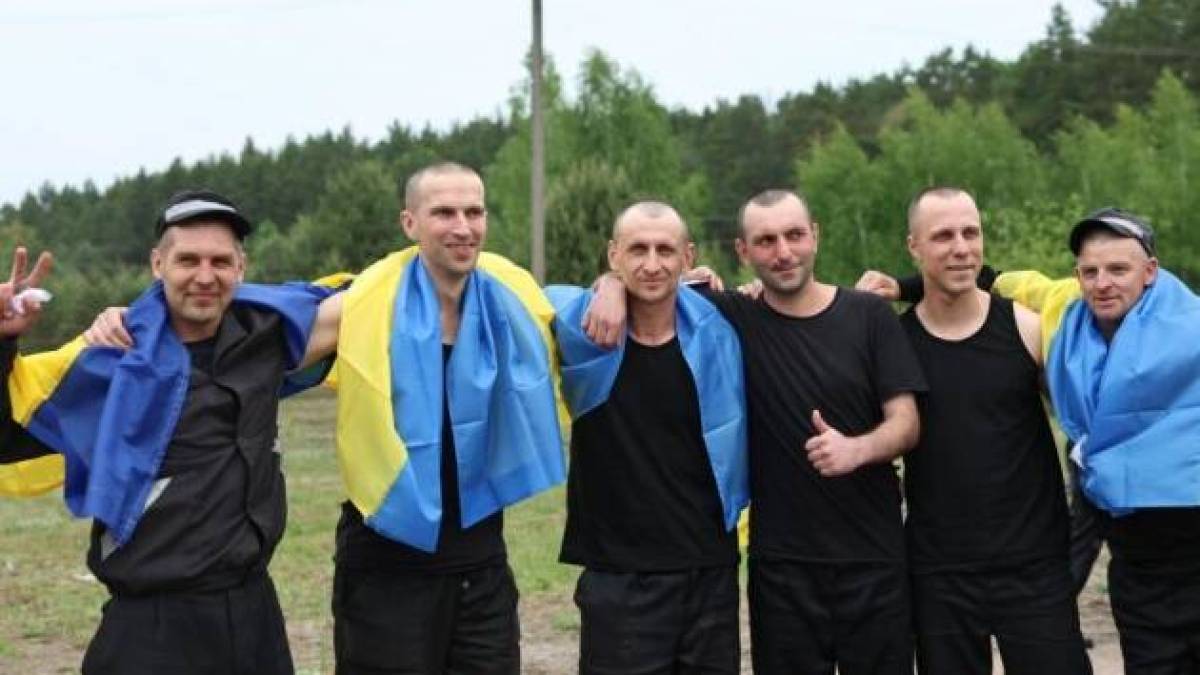 З російського полону повернулися ще 303 українці
