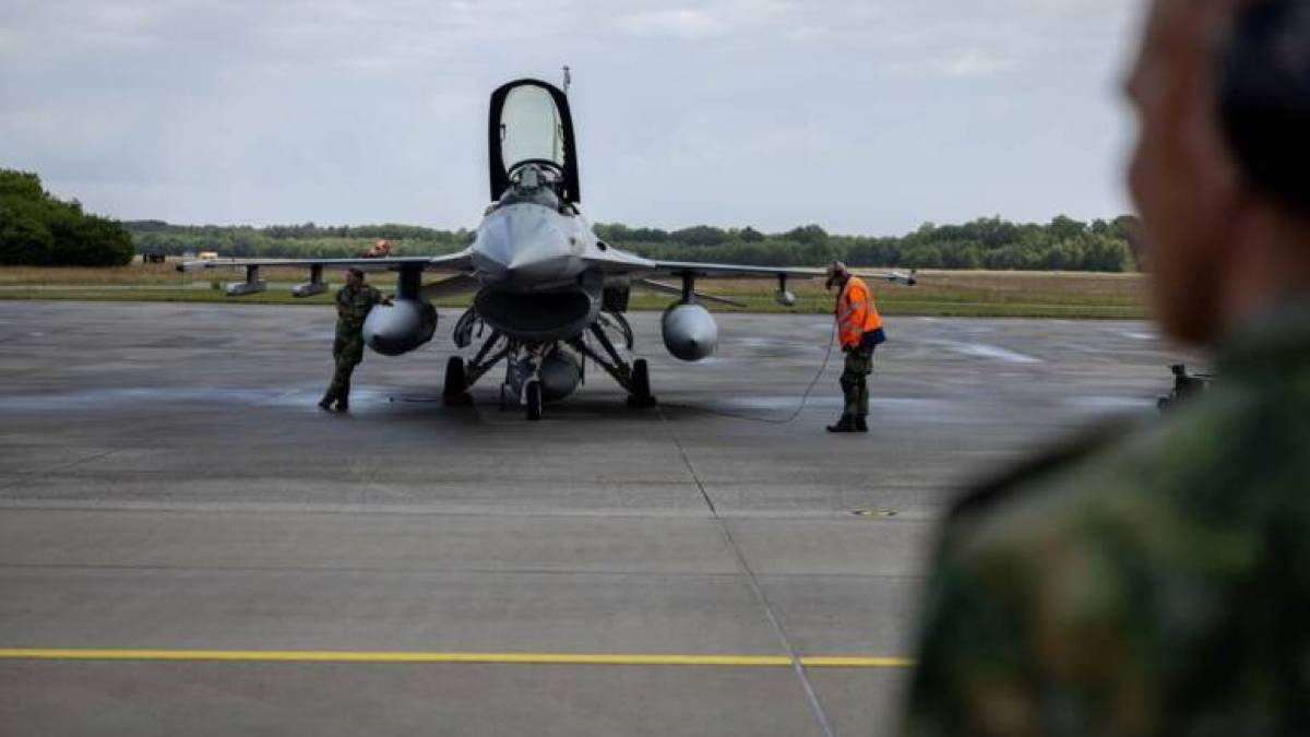 Нідерланди передали всі обіцяні винищувачі F-16: скільки літаків отримала Україна