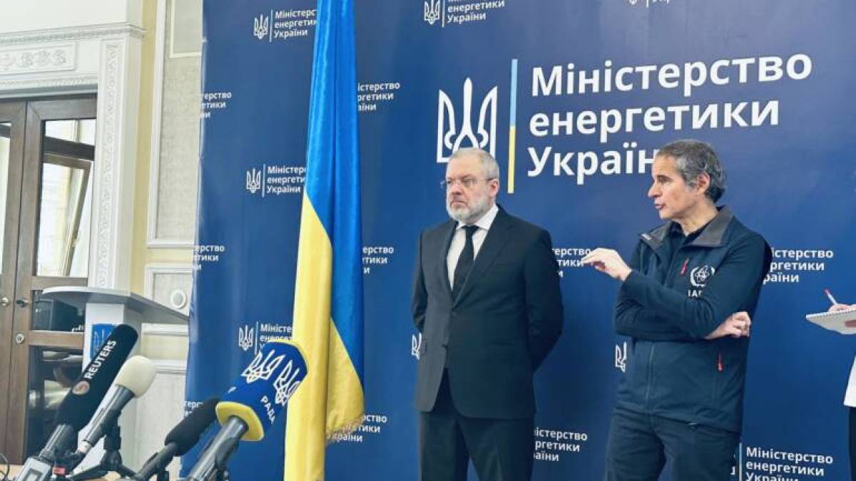 Гендиректор МАГАТЕ Рафаель Гроссі прибув до України