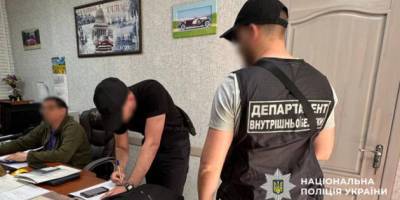 Поліція ліквідувала схеми з водійськими правами у чотирьох областях