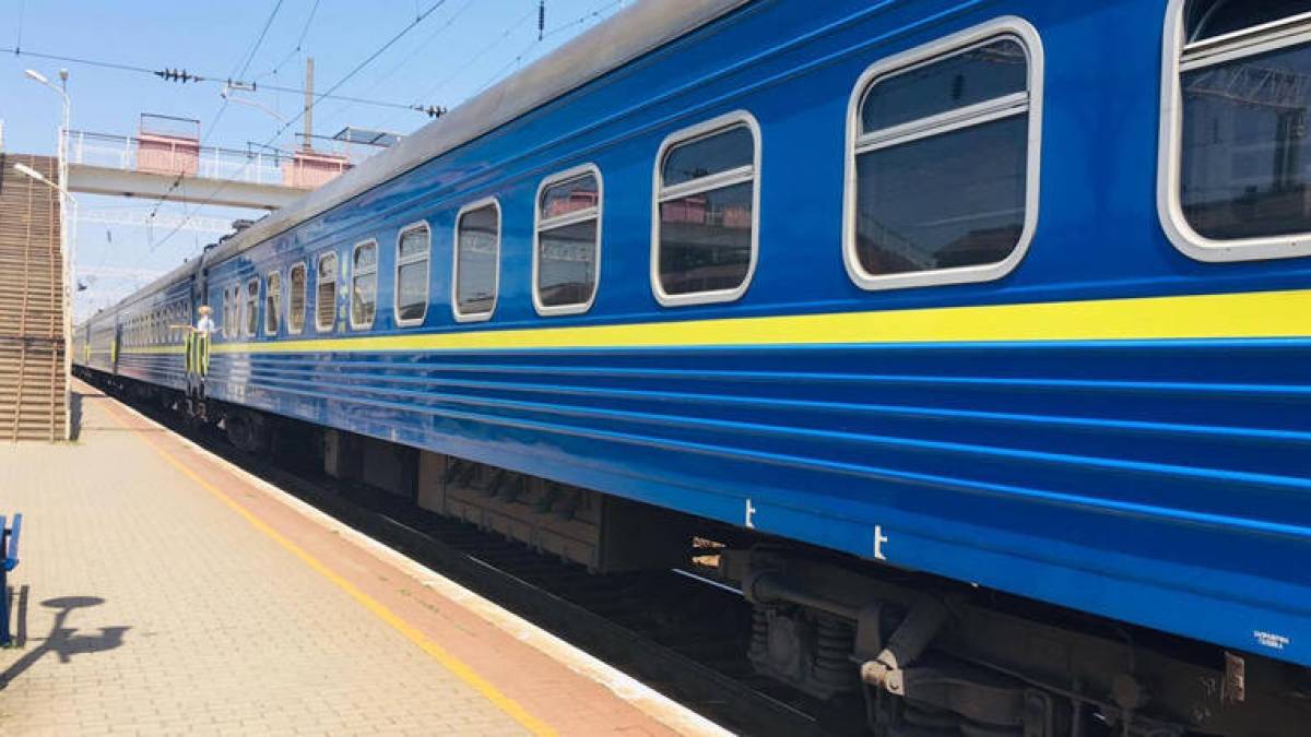 На Київщині через атаку росії пошкоджені колії — «Укрзалізниця» залучає резервні маршрути