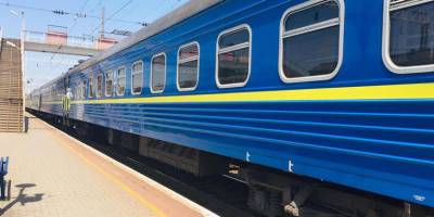 На Київщині через атаку росії пошкоджені колії – “Укрзалізниця” залучає резервні маршрути