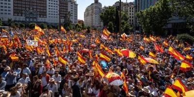 У Мадриді тисячі людей вийшли на антиурядовий протест
