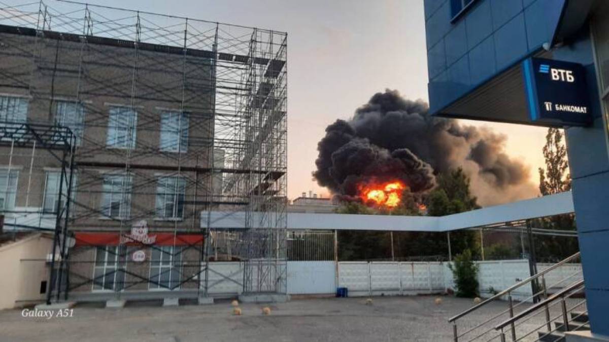 Українські дрони “Лютий” уразили важливе військове підприємство рф. (відео)