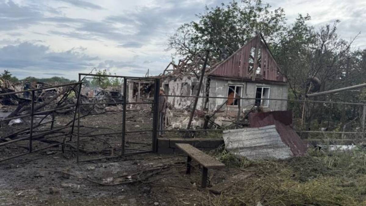 Протягом доби загарбники завдали 498 ударів по населених пунктах нашої області