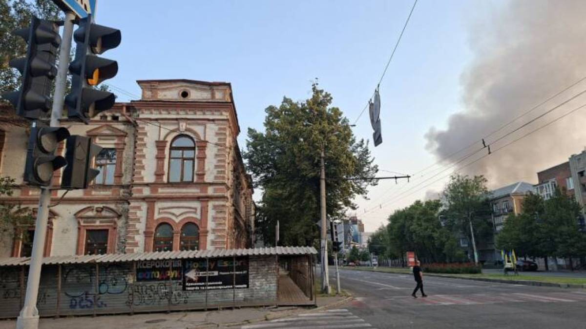 Пошкоджень від нічного обстрілу Запоріжжя зазнав будинок Бадовського