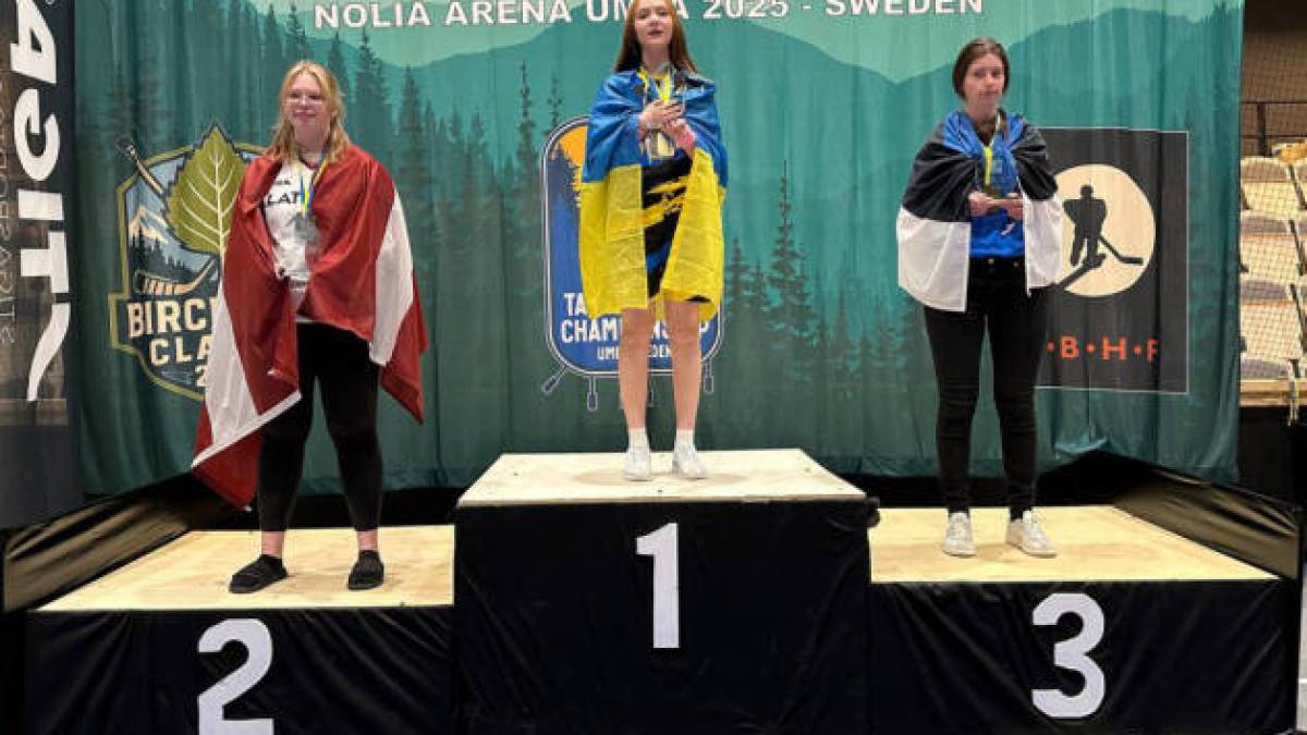 Українка стала чемпіонкою світу з настільного хокею у Швеції