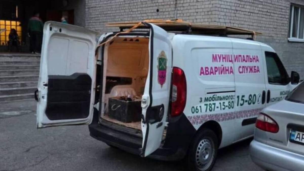 Тривають роботи з ліквідації наслідків ворожих обстрілів