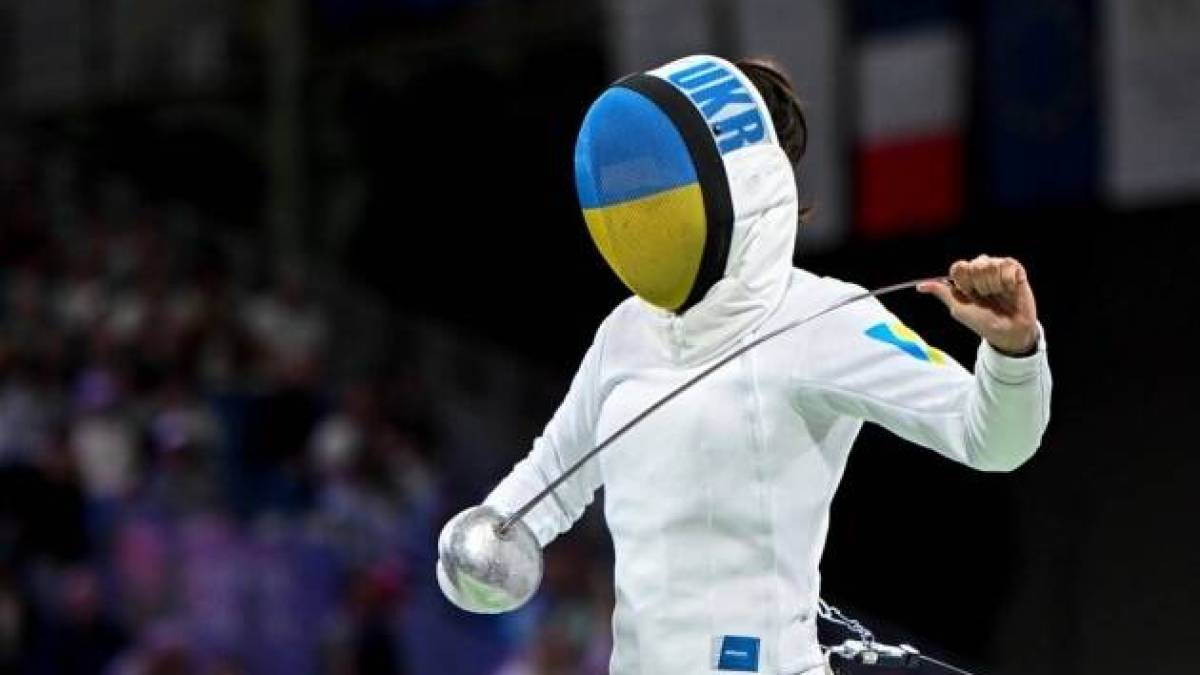 Жіноча збірна України вперше в історії здобула «золото» чемпіонату Європи з фехтування на шпагах
