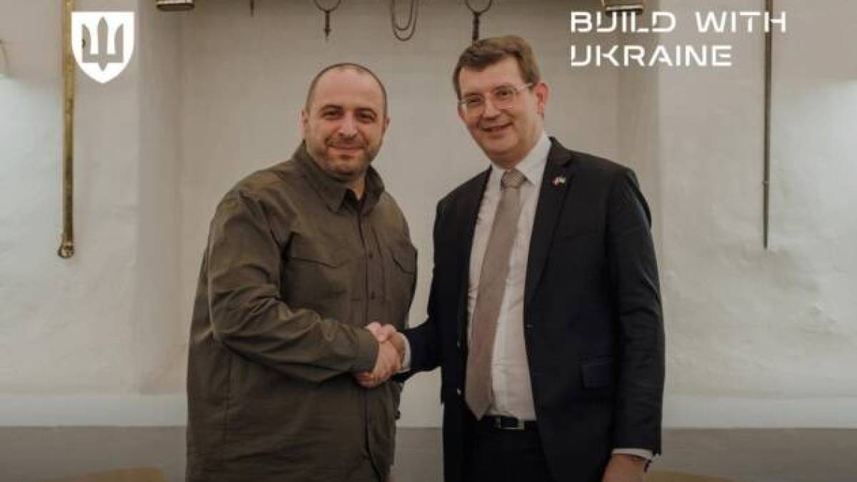 Україна та Данія розпочинають спільне виробництво зброї на території королівства