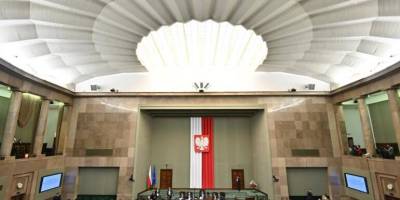 Парламент Польщі схвалив вихід із конвенції про заборону протипіхотних мін