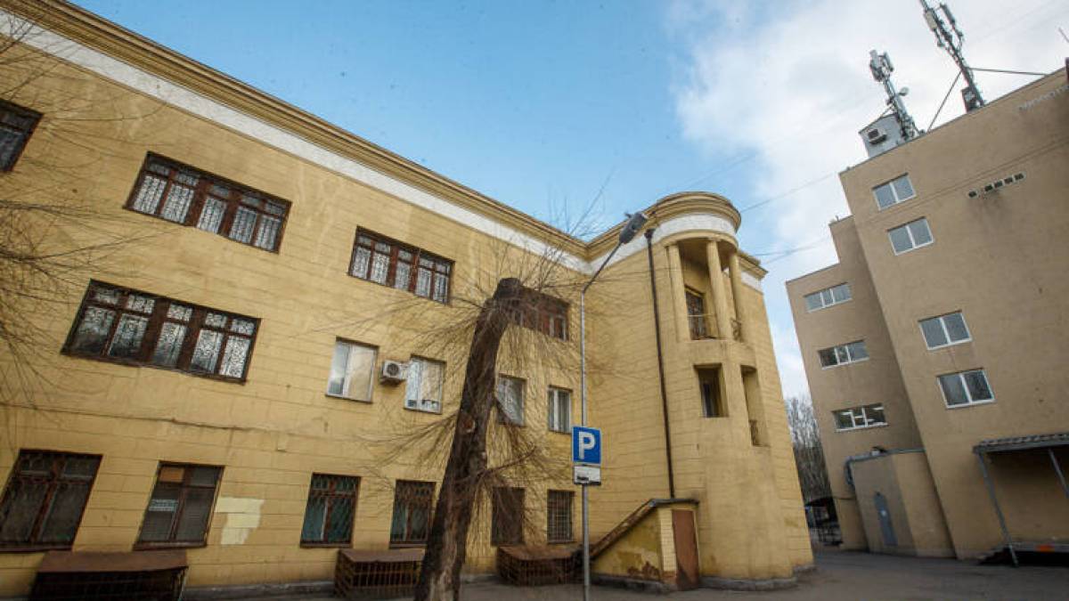У сонячну прогулянку по Соцмісту запрошує запорізький краєзнавець