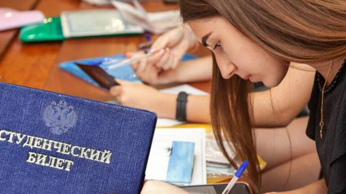 Чергова вступна кампанія до фейкових ВНЗ стає фарсом