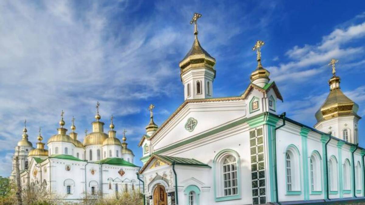 Церковне свято 8 липня: чому забороняється купатися в річках та озерах