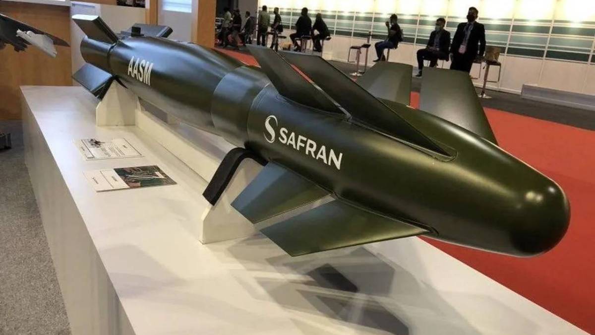 Франція нарощує виробництво високоточних бомб AASM Hammer, для постачання Україні.