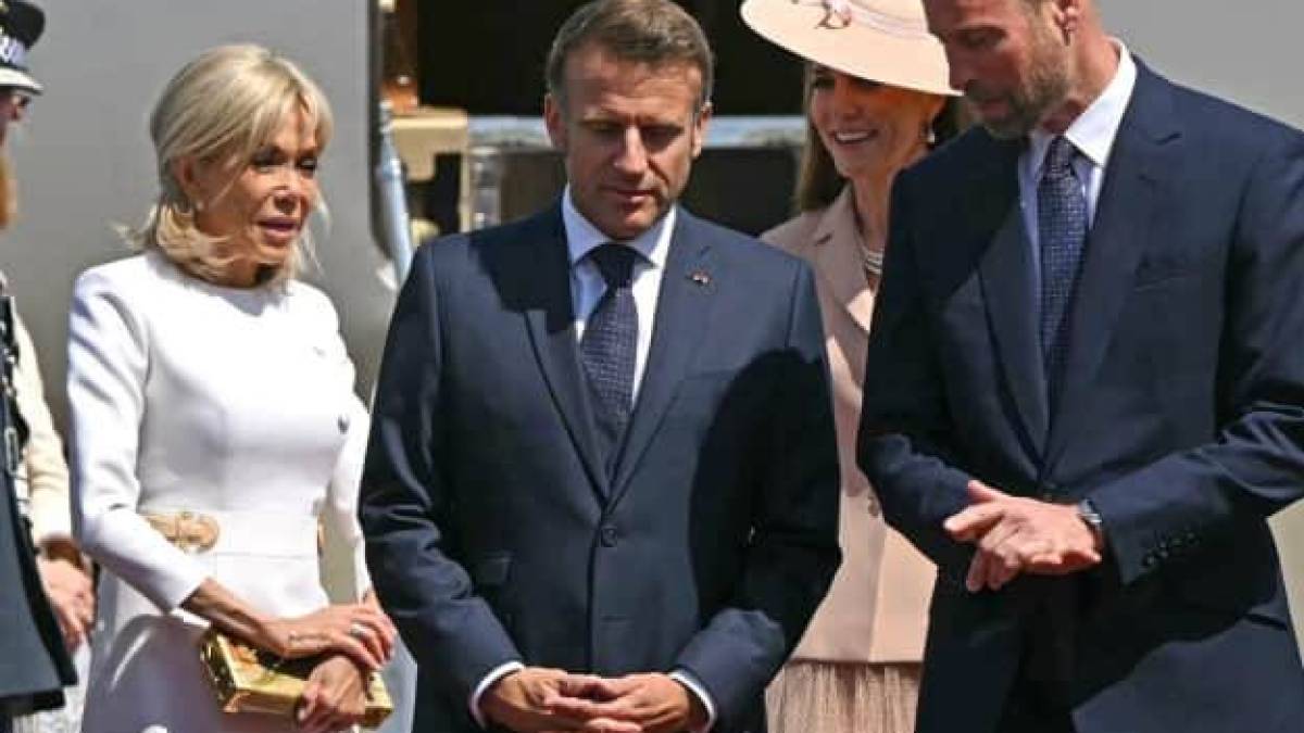 Макрон прибув з триденним візитом до Британії, де пройде саміт Коаліції охочих (доповнено)