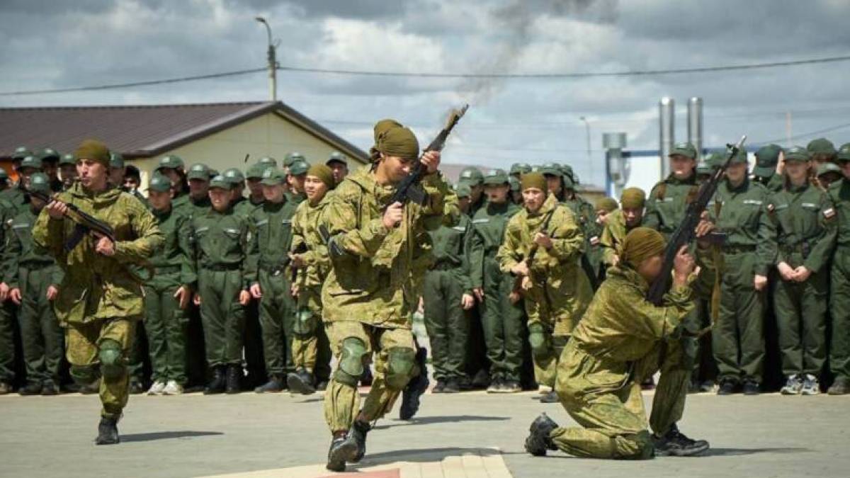 Окупанти вивезли підлітків із Запорізької області на мілітарний табір у Волгограді
