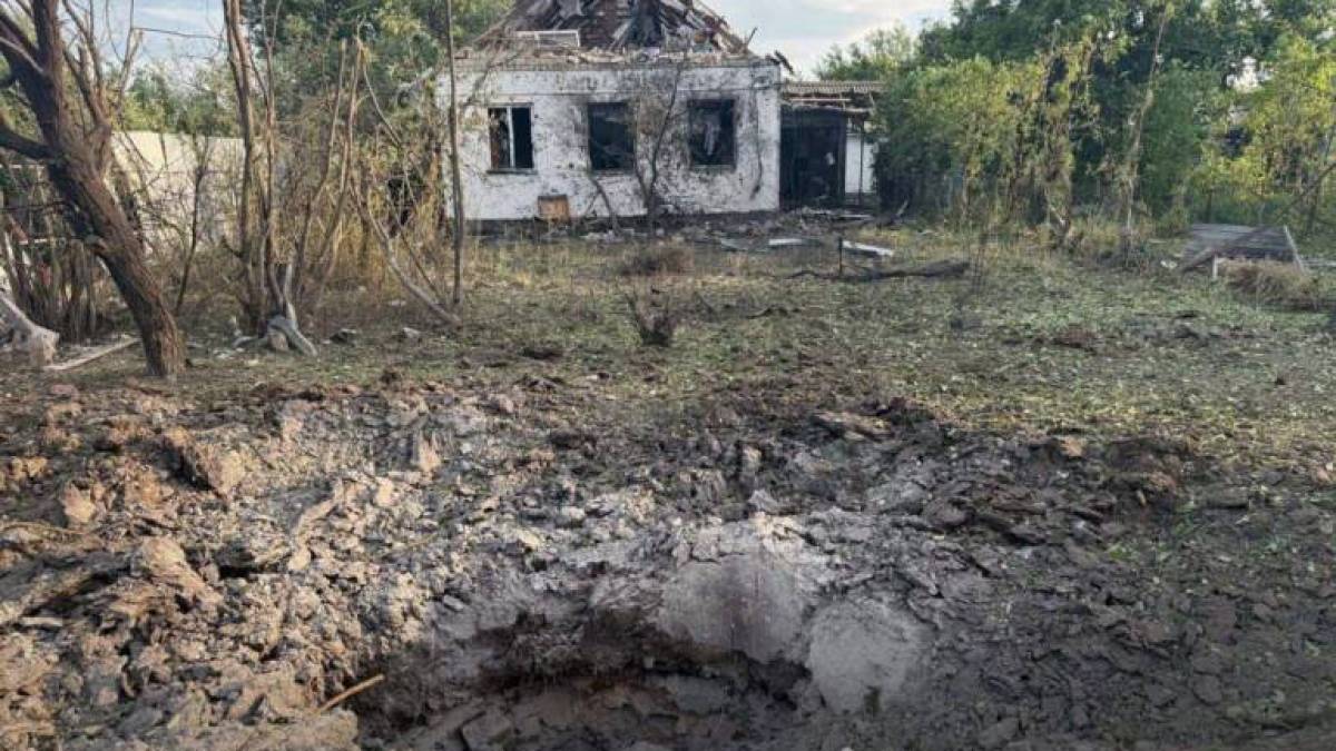 Загалом упродовж доби окупанти завдали 566 ударів по 16 населених пунктах Запорізької області