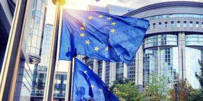 Євросоюз відкладає до серпня запровадження контрмит щодо США