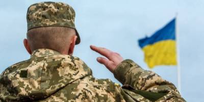 Українці віком 60+ зможуть служити в ЗСУ за контрактом — Рада ухвалила закон