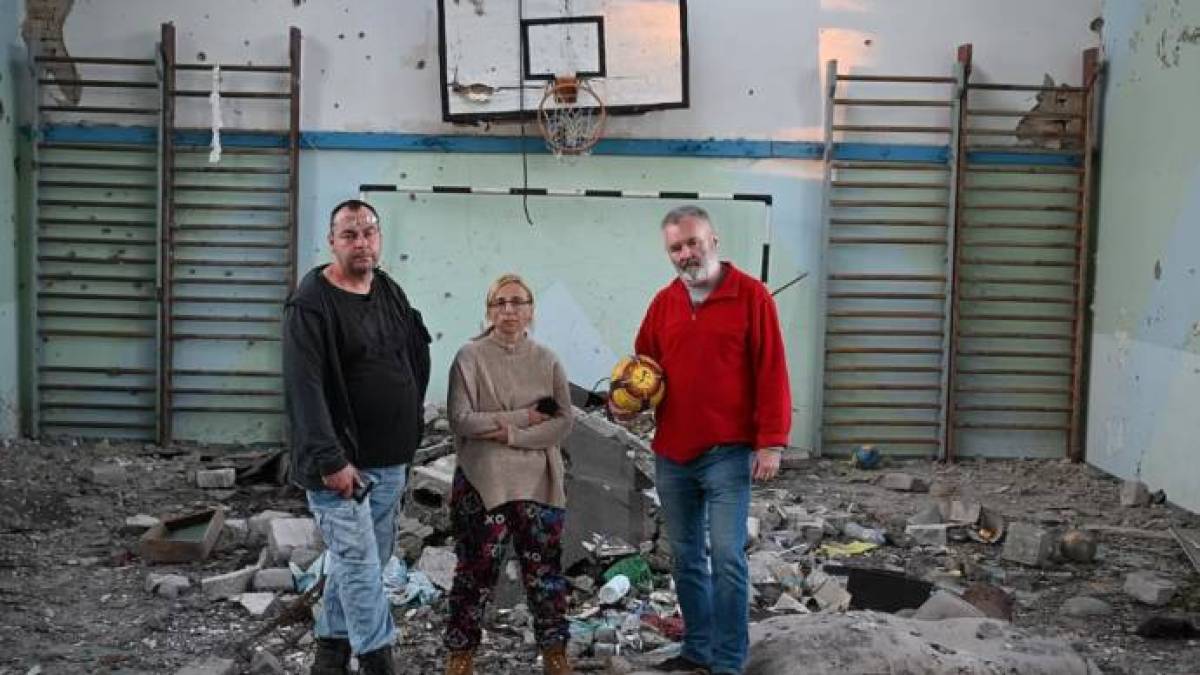 Прихильників путіна з Чехії привезли в Україну та зняли про це фільм
