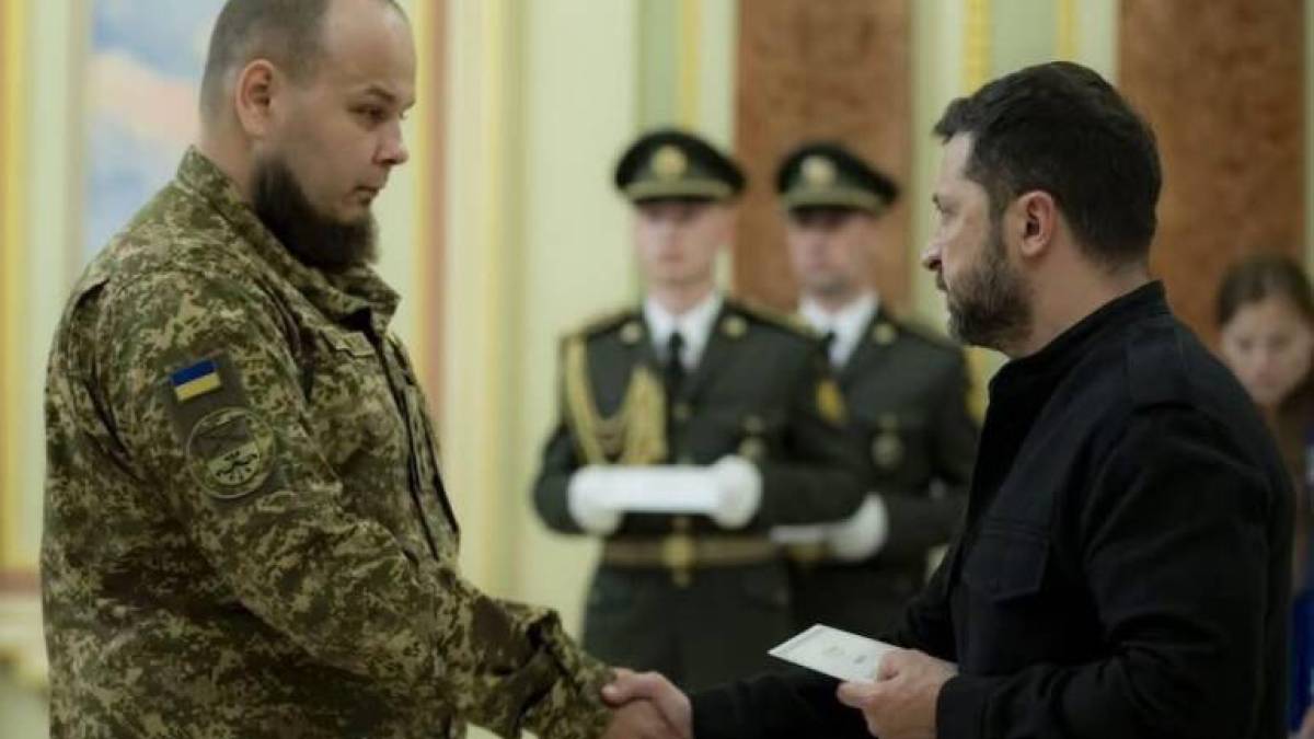 Герой-нацгвардієць із Запоріжжя отримав сертифікат на квартиру