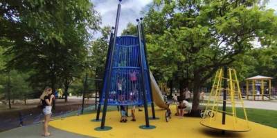 Новий майданчик у сквері Бочарова