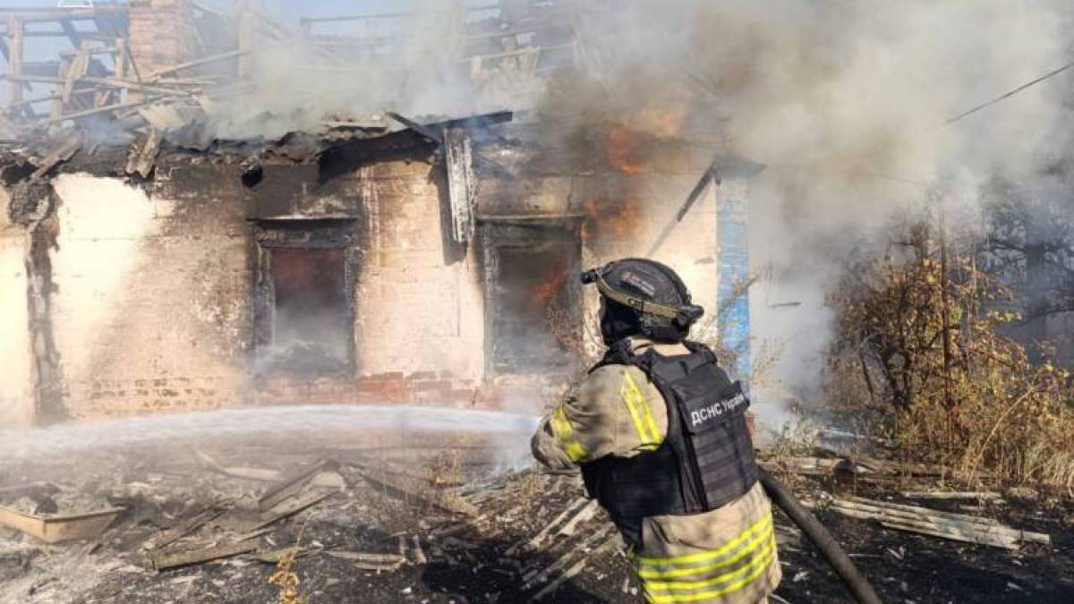 Шість пожеж виникли від обстрілів учора на Запоріжжі