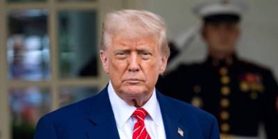 Трамп заявив, що дає путіну «10-12 днів» для досягнення мирної угоди