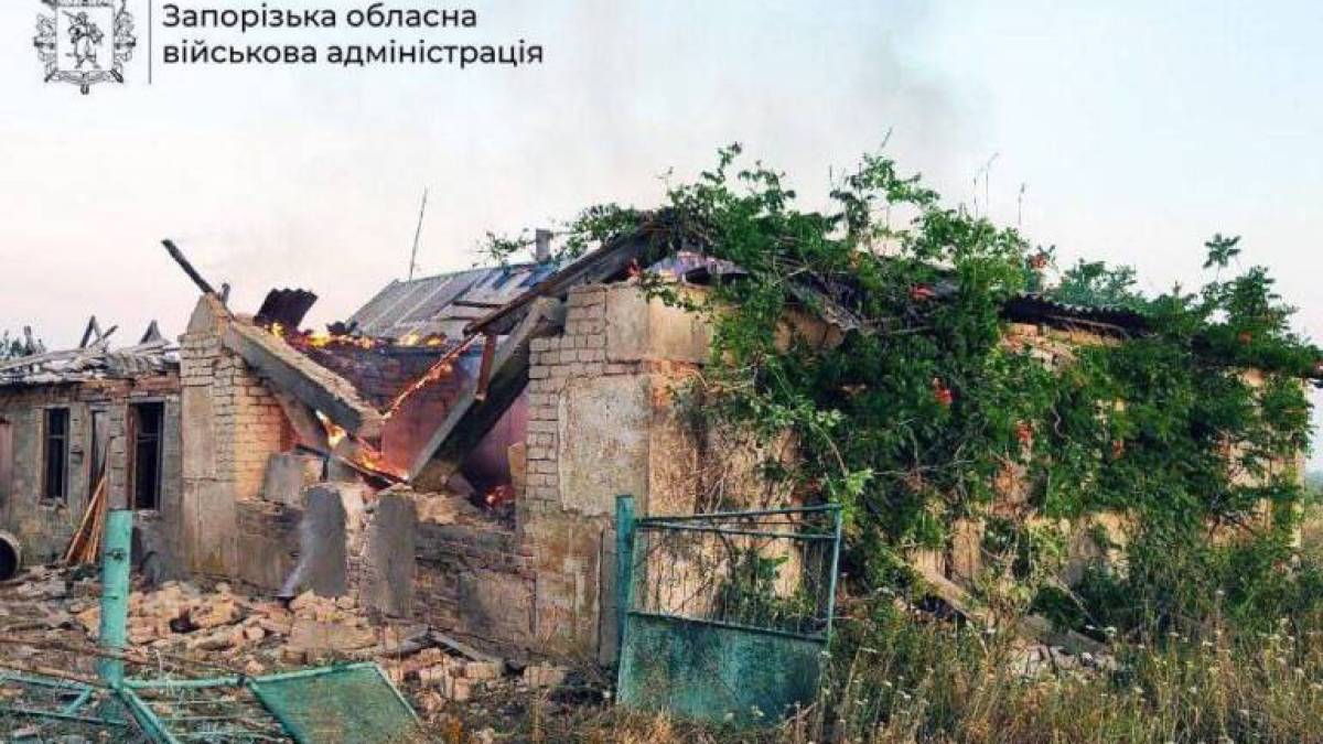Загалом упродовж доби окупанти завдали 672 удари по 14 населених пунктах Запорізької області