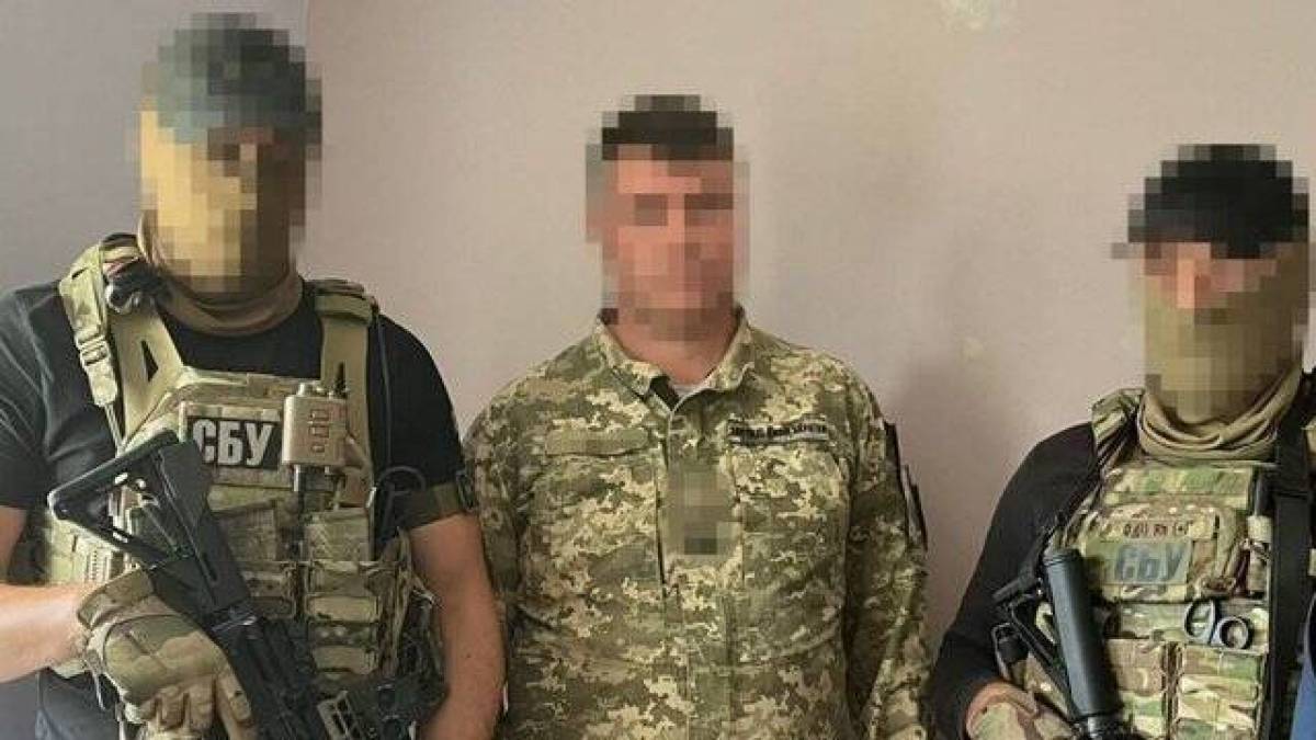 СБУ затримала «крота» рф у Військово-повітряних силах України