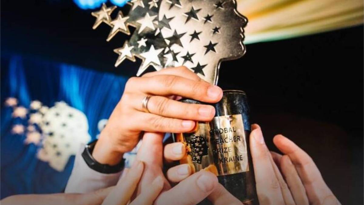 Запорізькі педагоги увійшли до ТОП-50 найкращих учителів України
