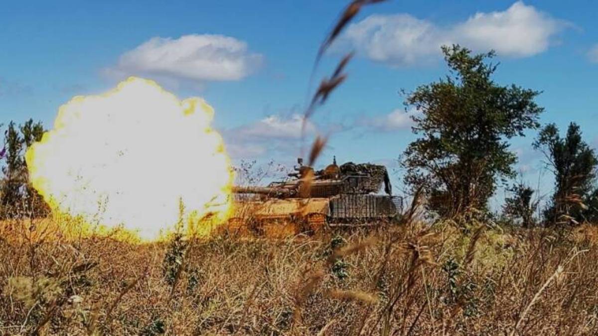 Орієнтовні втрати ворога на 4 серпня – Генштаб ЗСУ: 1057140 (+1010) осіб, 31053 (+28) артсистеми, 23079 (+8) ББМ