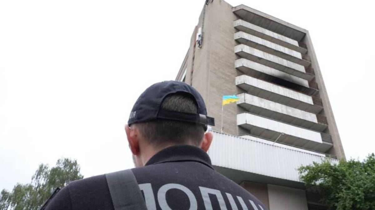 Названа попередня причина сьогоднішньої пожежі у львівському готелі