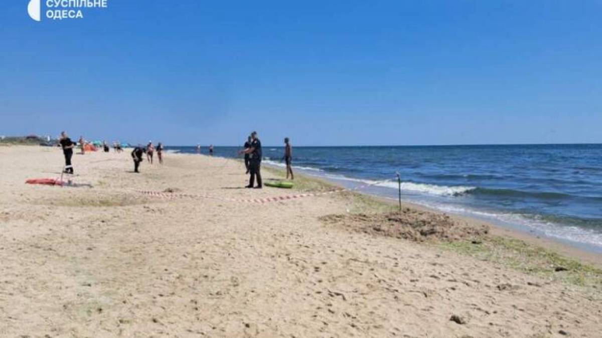 На Одещині троє людей загинули під час купання в морі – вибухнули невідомі предмети